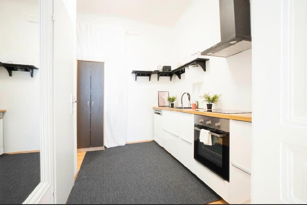 Cozy Flat - 10Min To City Center ! Vienna Luaran gambar